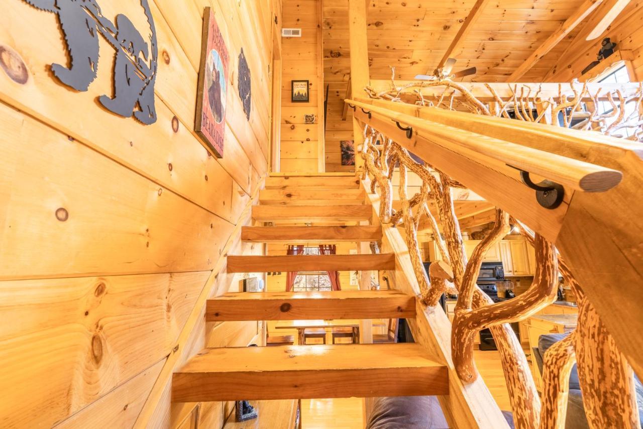 Moonshine Ridge Cabin With Hot Tub And Fire Pit พิเจนฟอร์จ ภายนอก รูปภาพ